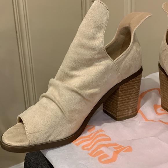 GC Shoes Susana Bootie - Picture 3 of 3